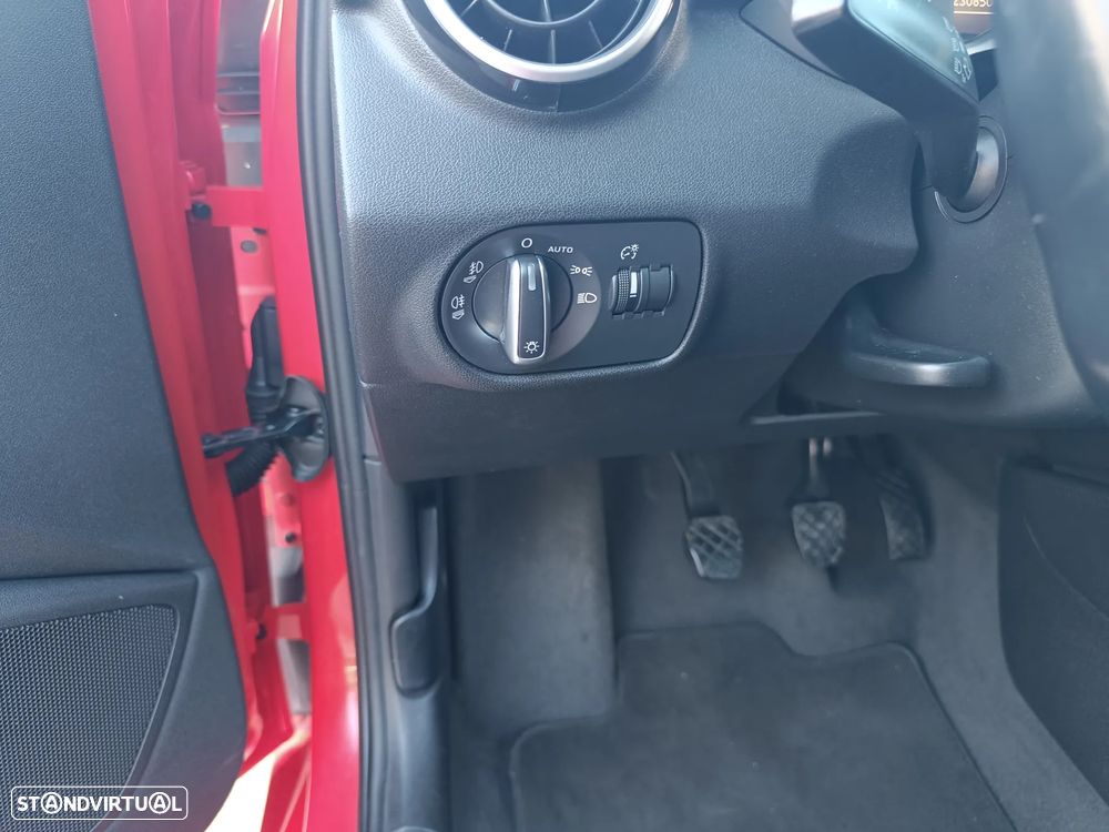 Audi A1 1.6 TDI Sport - 14