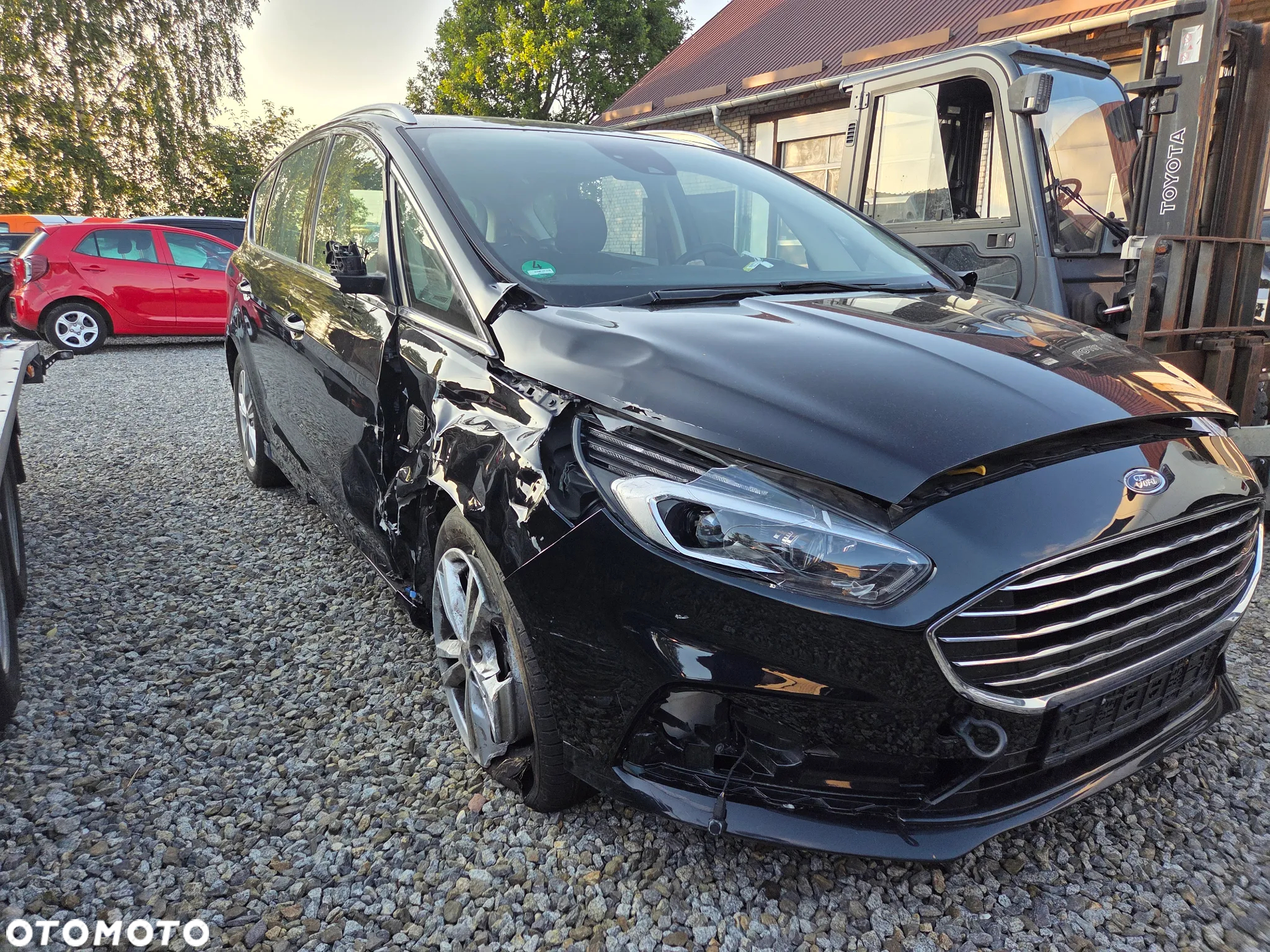 Ford S-Max 2.0 EcoBlue Titanium - 4