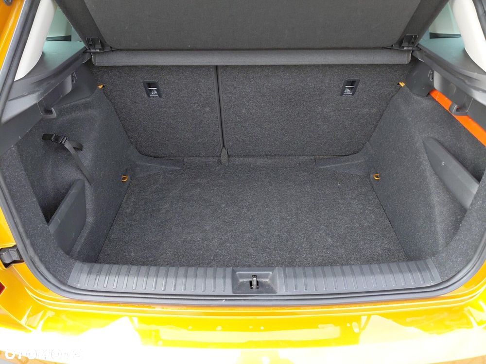 Skoda Kamiq 1.0 TSI Selection DSG - 29