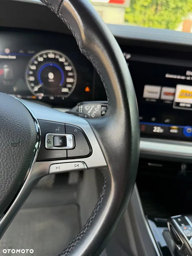 Volkswagen Touareg 3.0 V6 TDI 4Motion DPF Automatik R-Line - 18