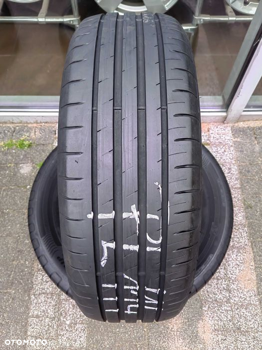 205/60R16 92V Goodyear Efficientgrip performance para lato PL114 - 2