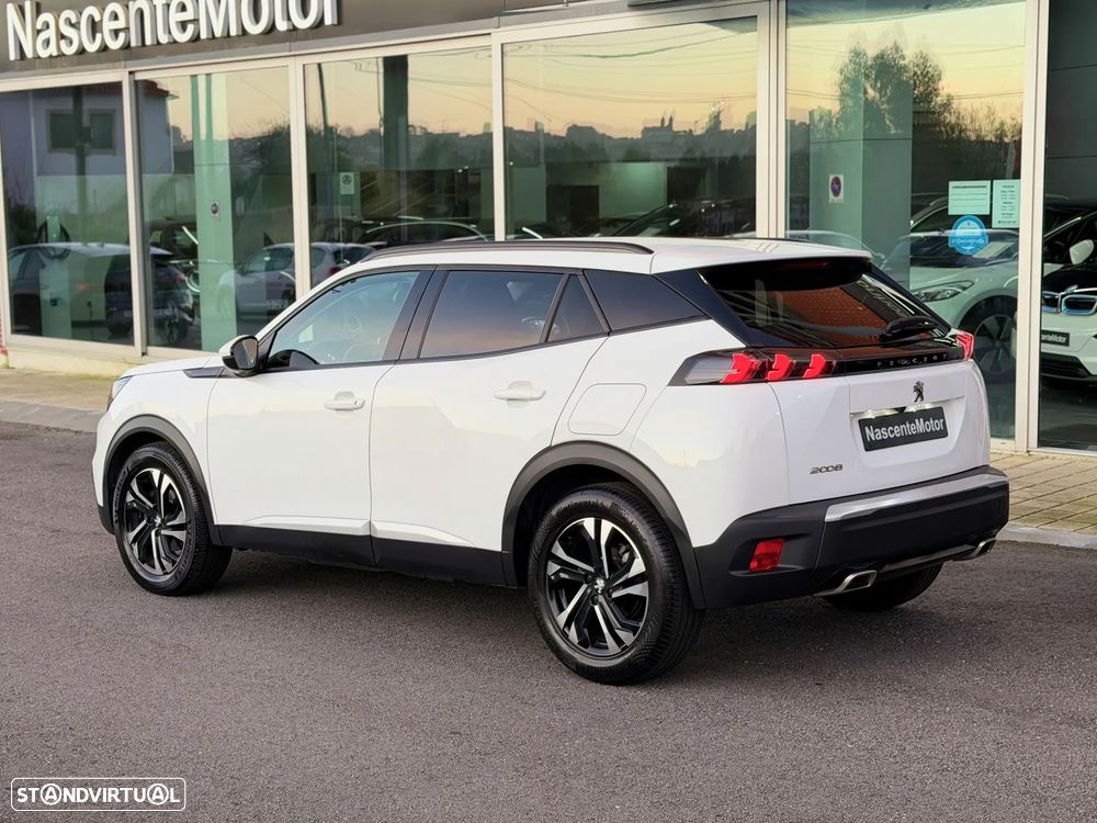 Peugeot 2008 1.2 PureTech Allure EAT8 - 14