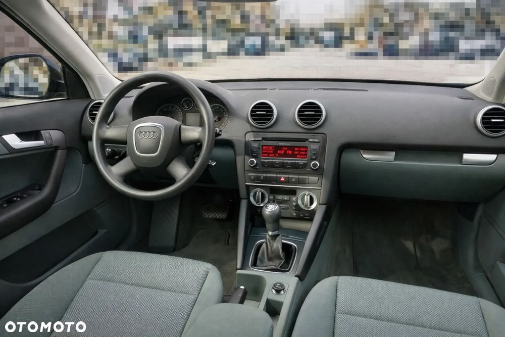 Audi A3 Sportback 1.4 TFSI Attraction - 14