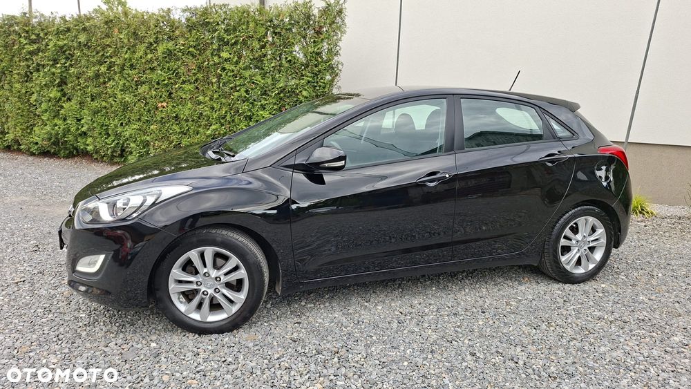 Hyundai i30 1.4 Premium - 30