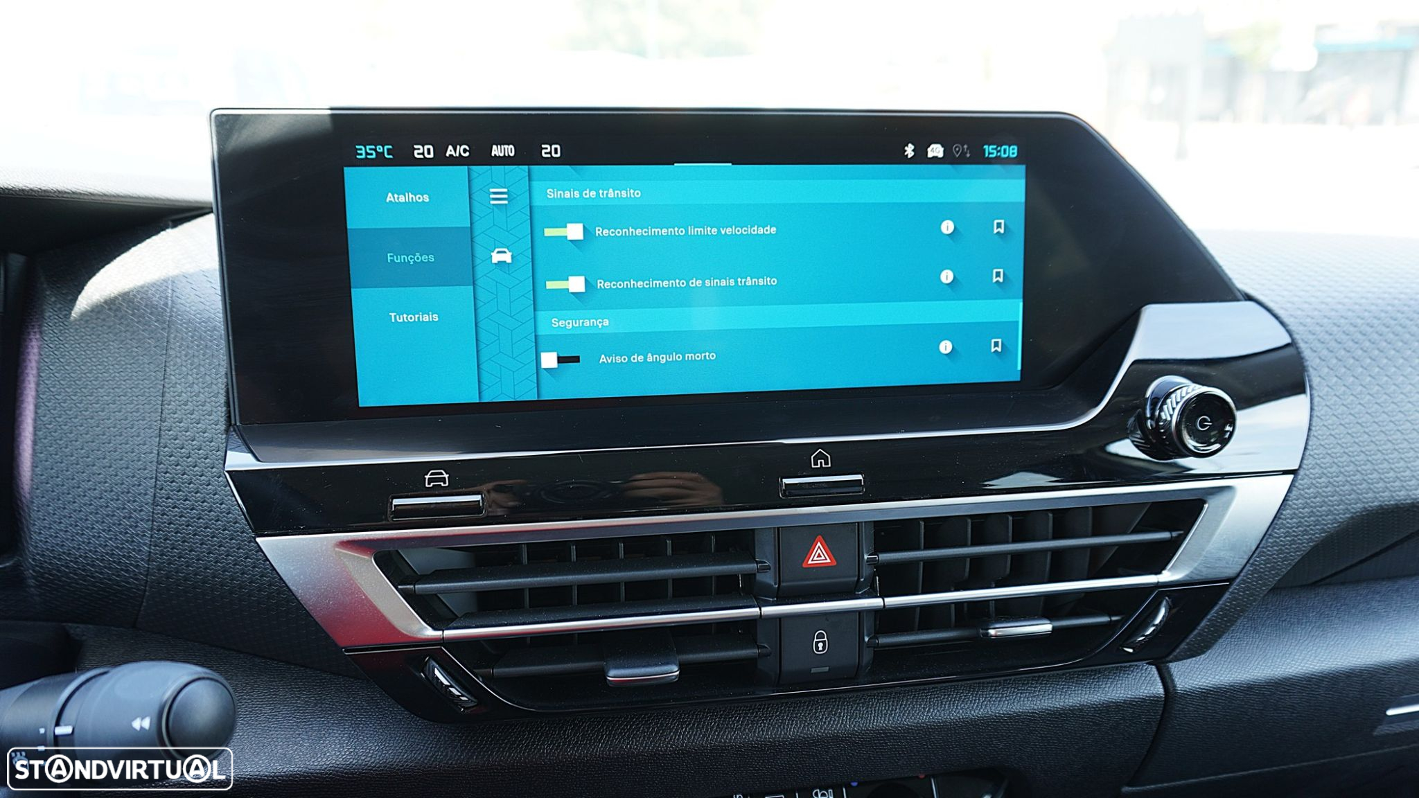 Citroën C4 1.2 PureTech Shine EAT8 - 34