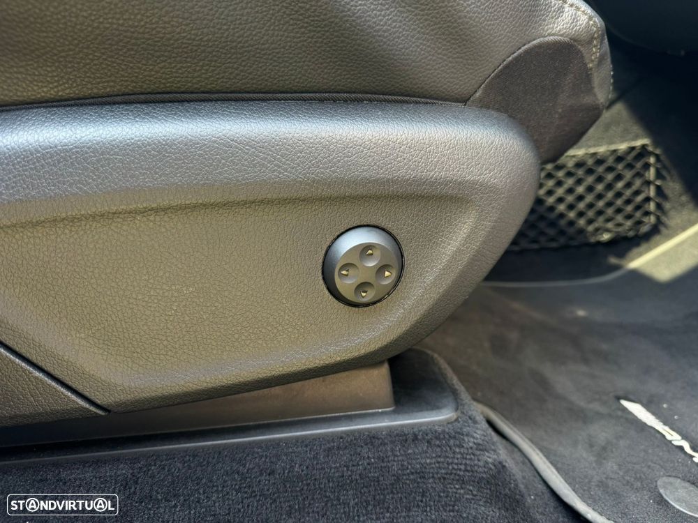 Mercedes-Benz GLE 300 d 4Matic - 22