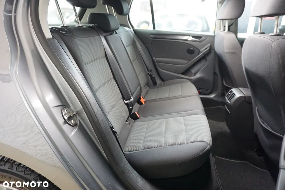 Volkswagen Golf 1.6 TDI DPF DSG Comfortline - 27