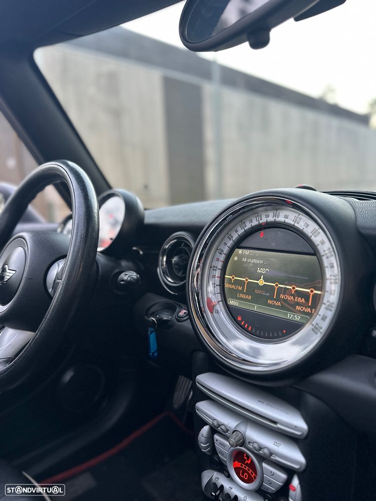 MINI Cabrio Cooper S - 19