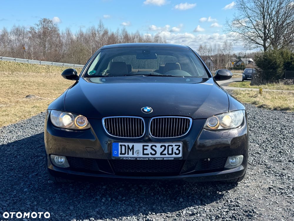 BMW Seria 3 320i - 2