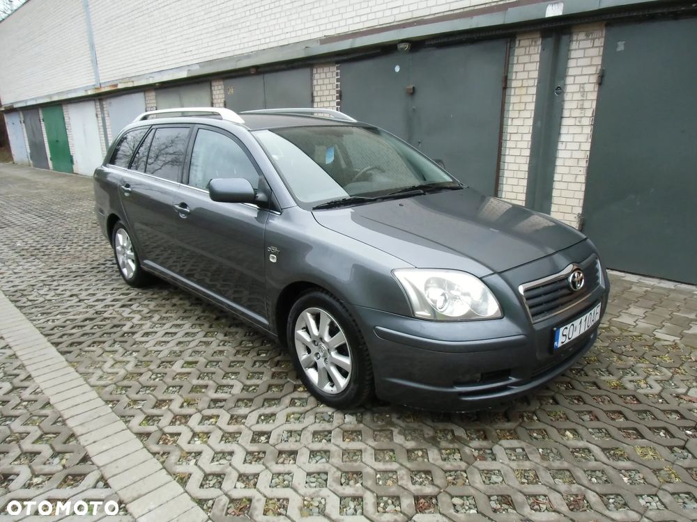 Toyota Avensis 2.2 D-CAT Executive - 4