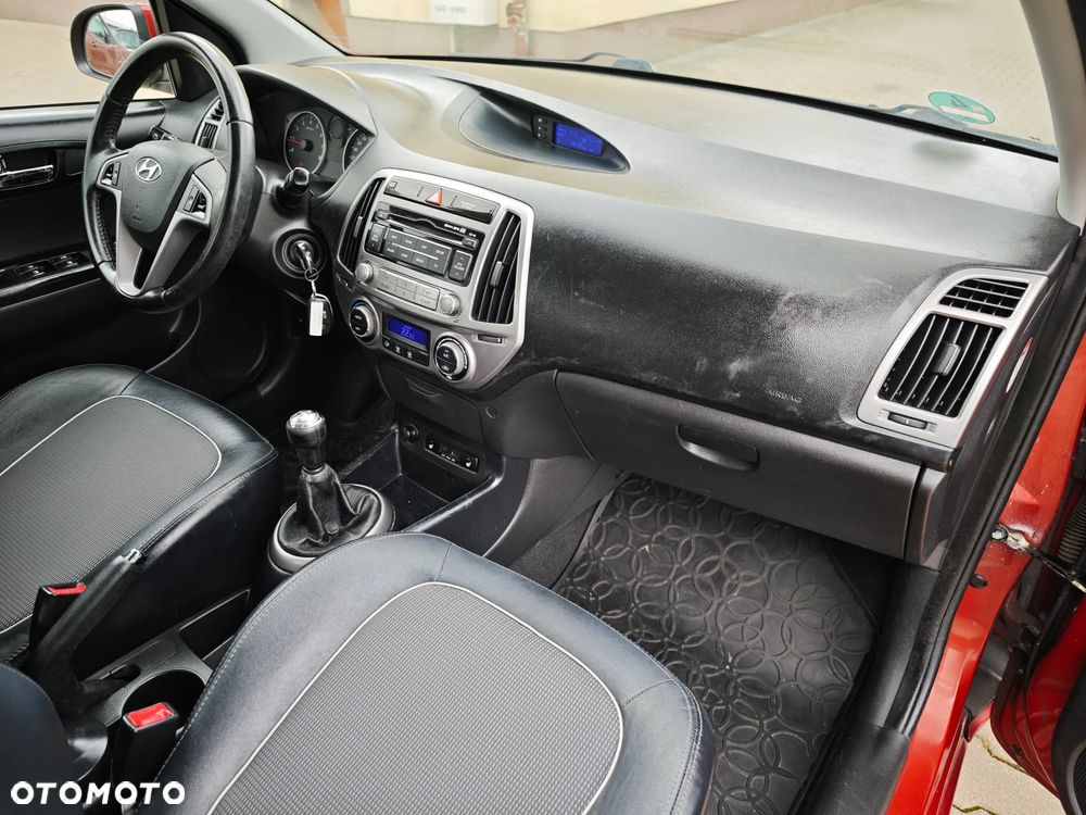 Hyundai i20 1.25 Wersja Jubileuszowa - 19