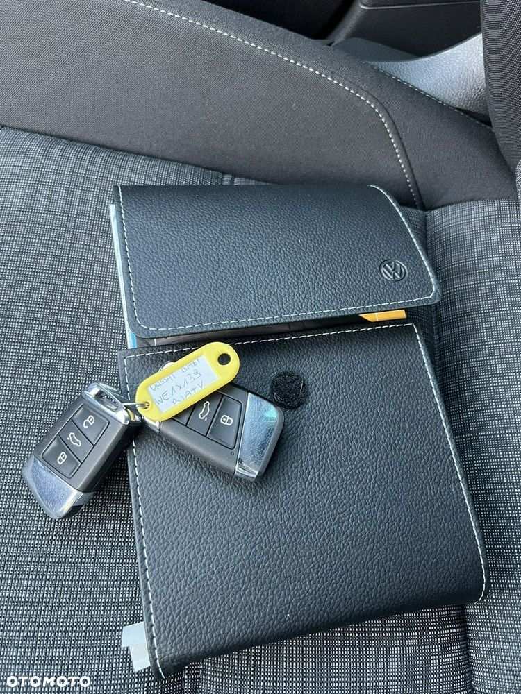 Volkswagen Passat 2.0 TDI EVO Business DSG - 29