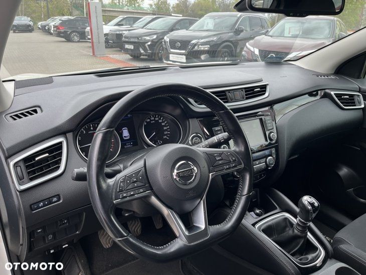 Nissan Qashqai - 12