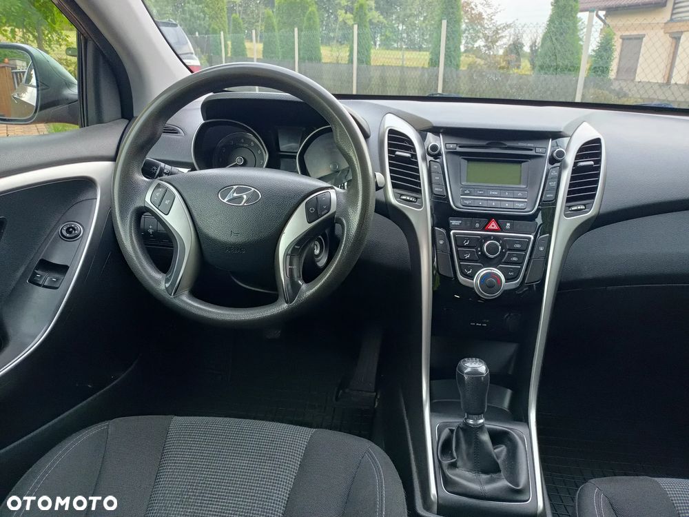 Hyundai i30 1.6 Classic - 16