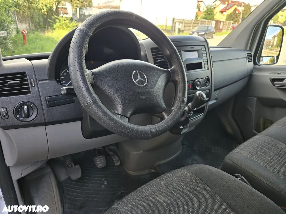 Mercedes-Benz Sprinter - 5