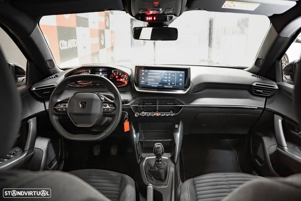 Peugeot 2008 1.2 PureTech Style - 13