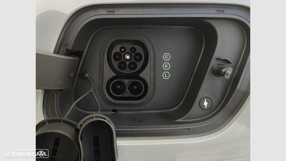 Volvo EX30 69 kWh Single Motor Extended Range Core - 17