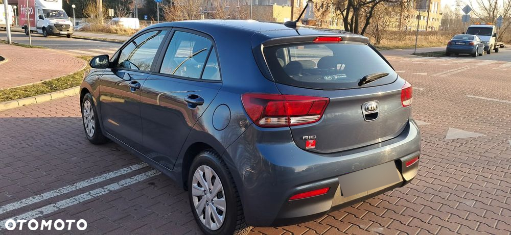 Kia Rio 1.2 M - 7