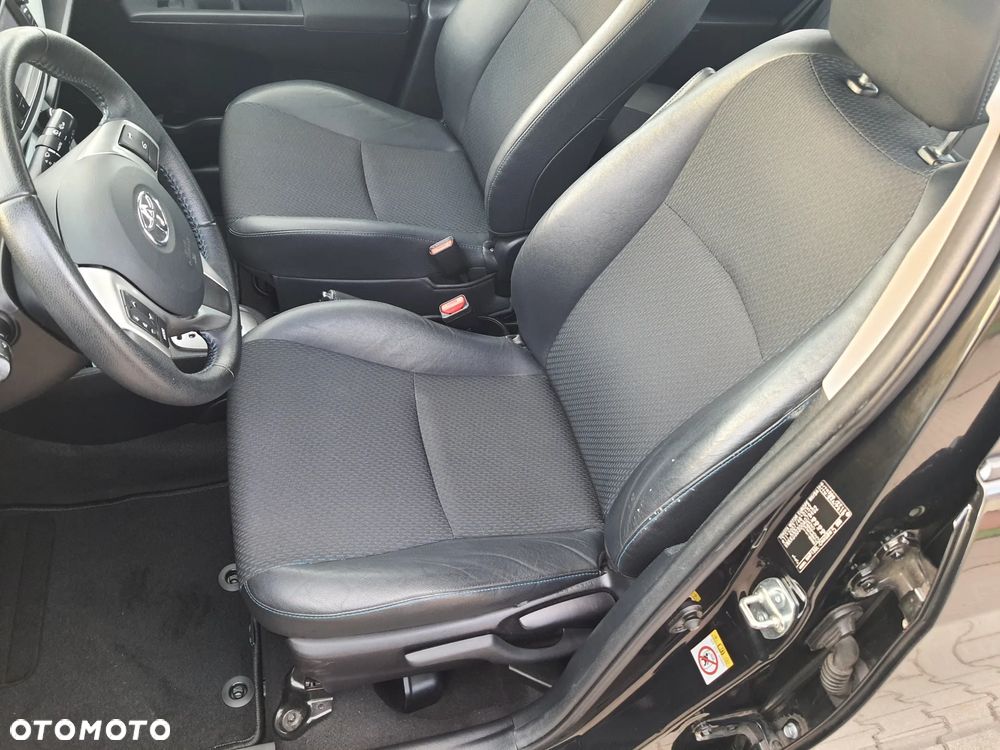 Toyota Yaris - 17