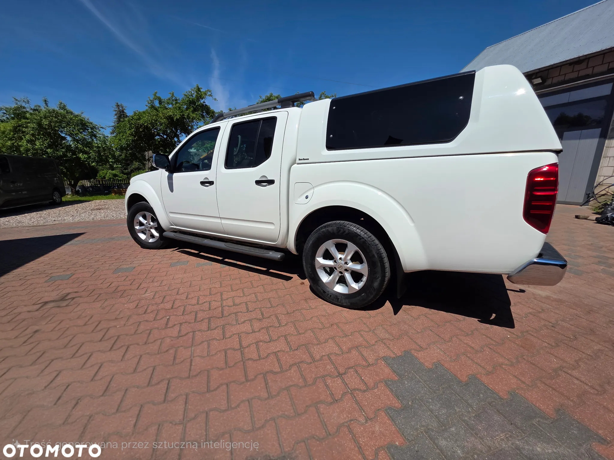 Nissan Navara 2.5 D LE Long EU5 - 23