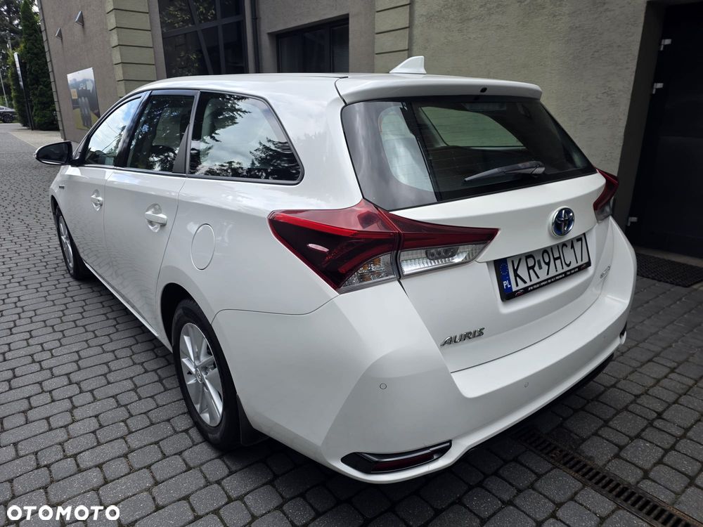 Toyota Auris - 15
