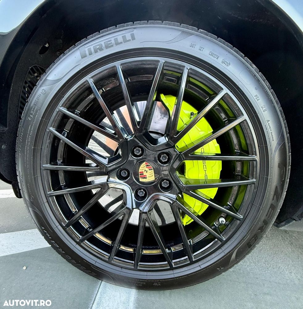 Porsche Cayenne Tiptronic S - 13