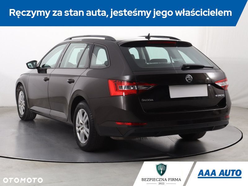 Skoda Superb - 5