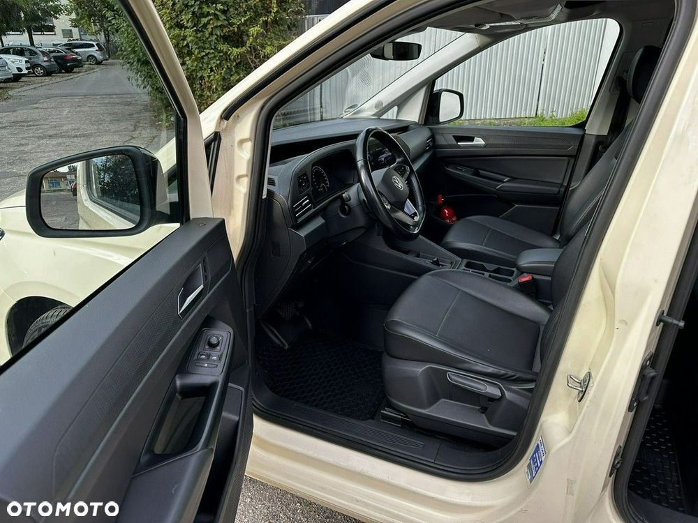 Volkswagen Caddy - 10