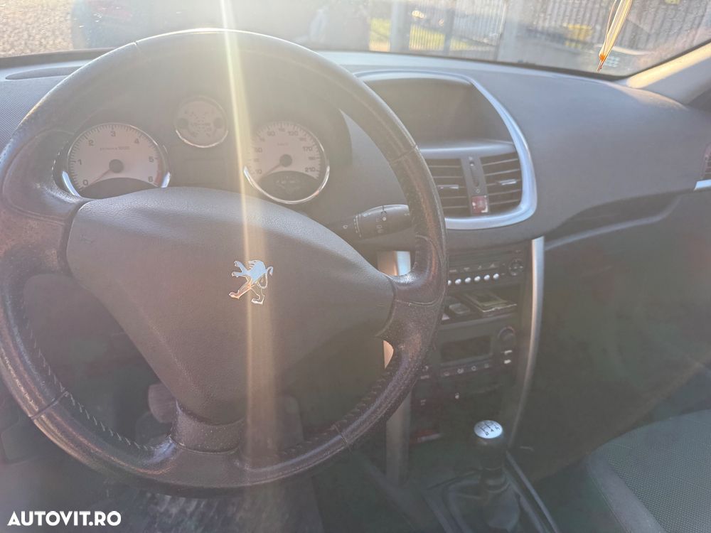 Peugeot 207 1.4E 16V Sport - 7