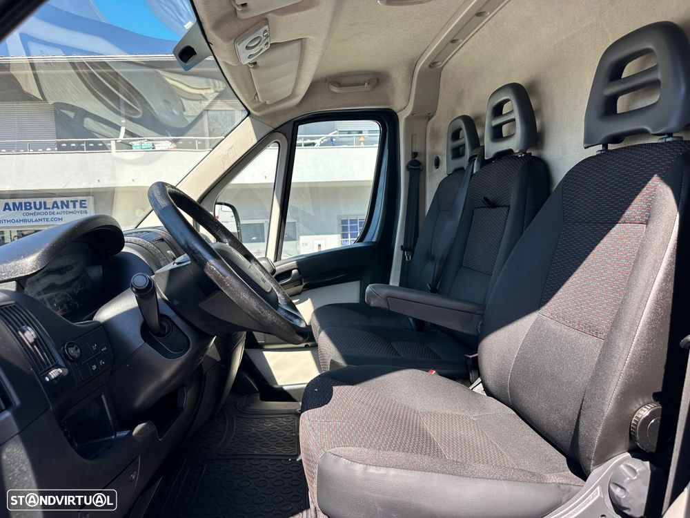 Peugeot Boxer 2.2 HDi 330 L1H1 - 12