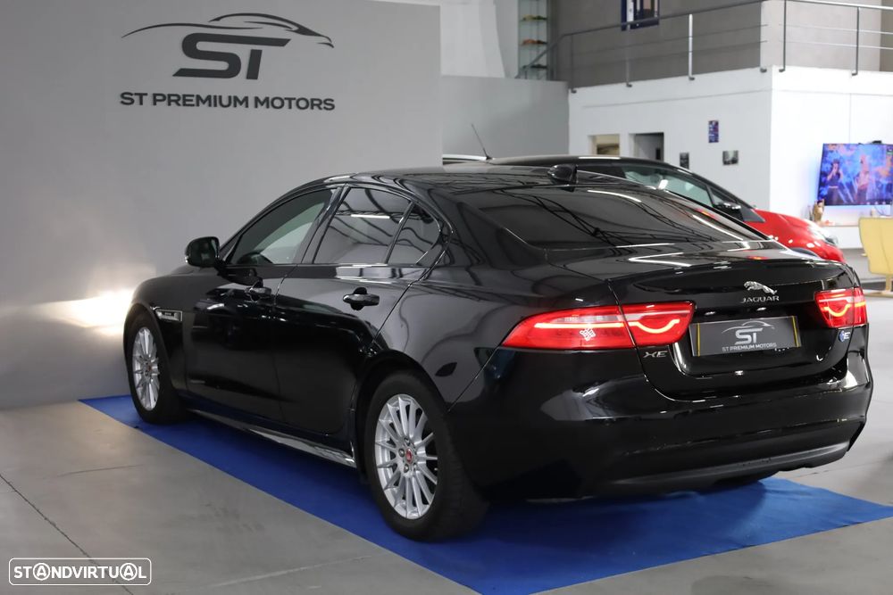 Jaguar XE 20d R-Sport - 22