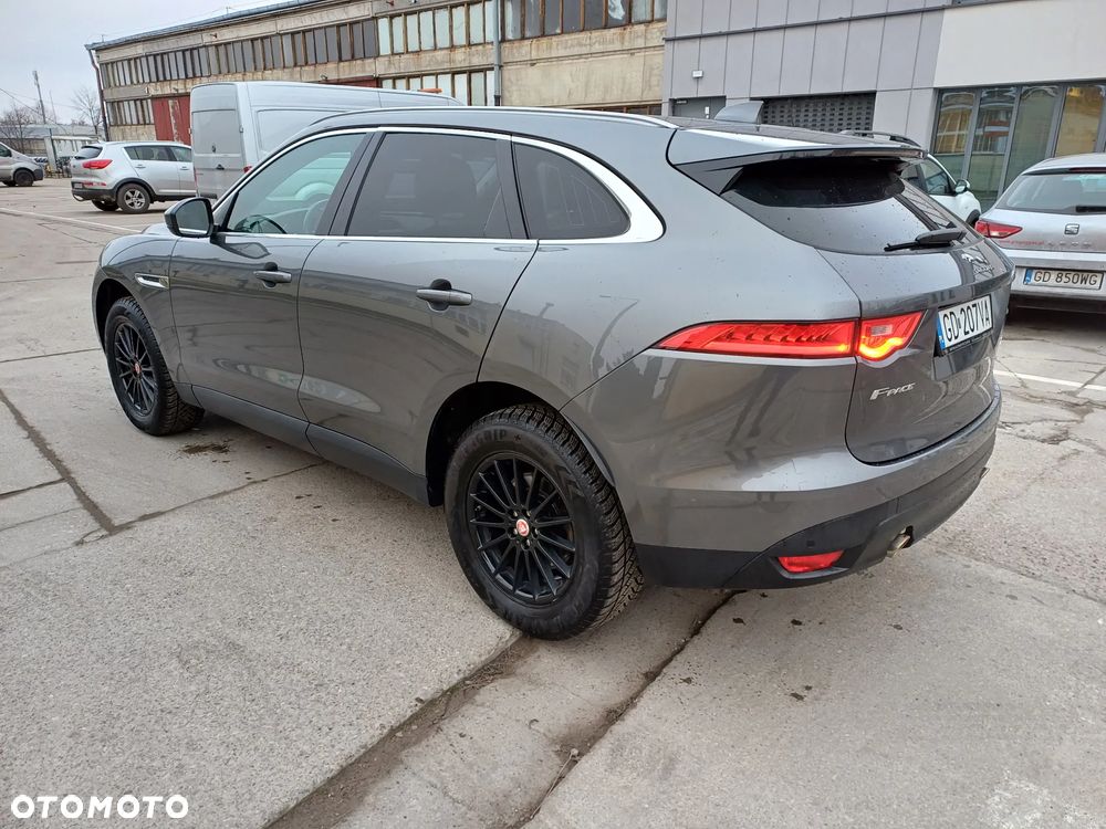 Jaguar F-Pace 2019 photo 3