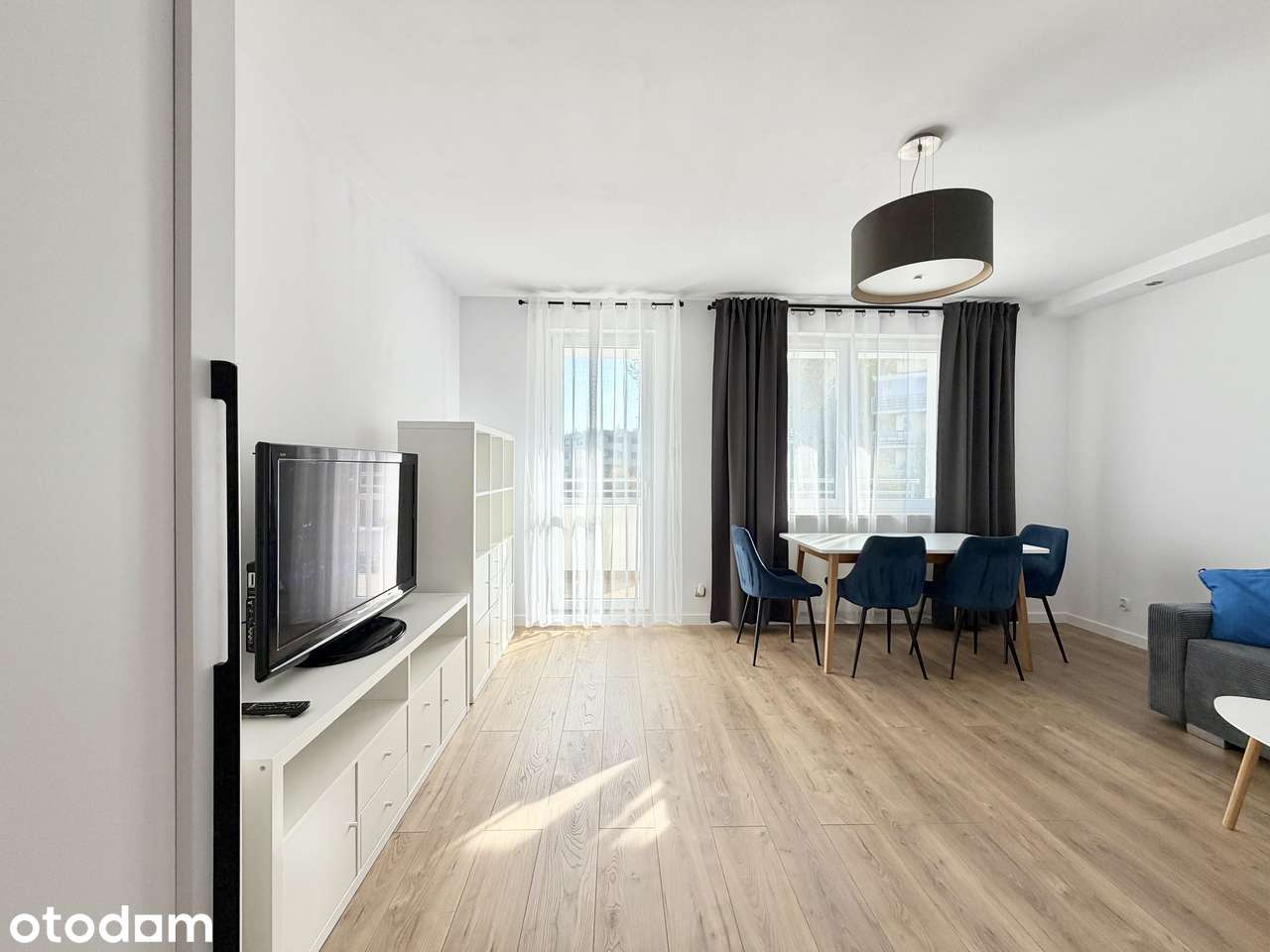 Malborska 15 |metro |51 m² | 2 pokoje |osobna kuchnia |parking w cenie
