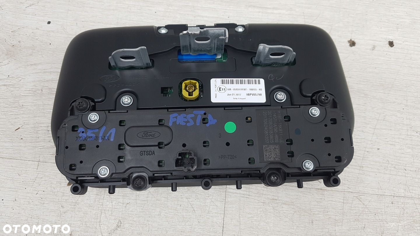 FORD FIESTA MK8 RADIO WYSWIETLACZ MULTIMEDIA - 6