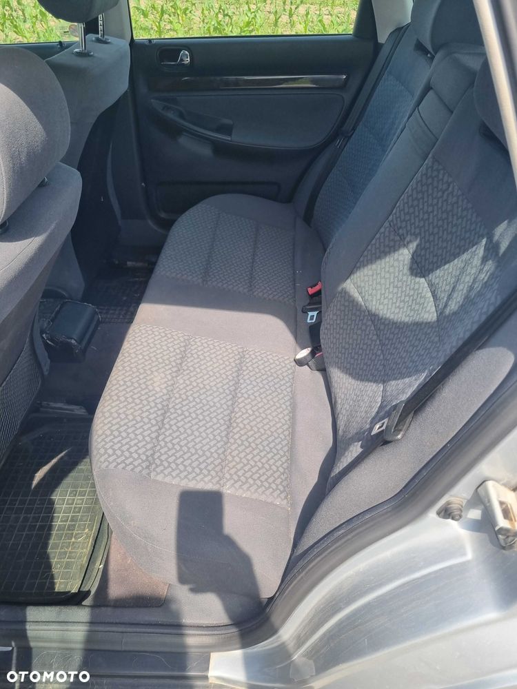 Audi A4 Avant - 6