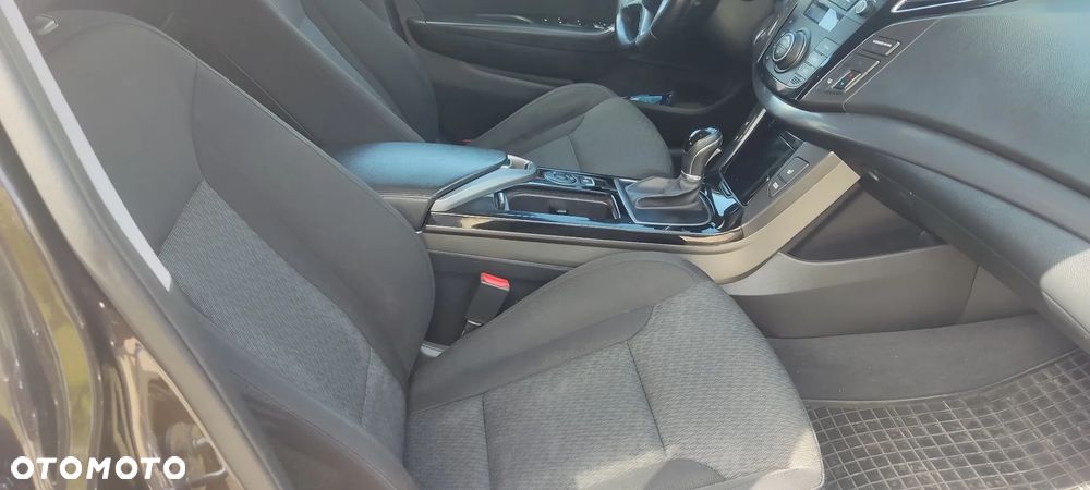 Hyundai i40 1.7 CRDi Business DCT - 11