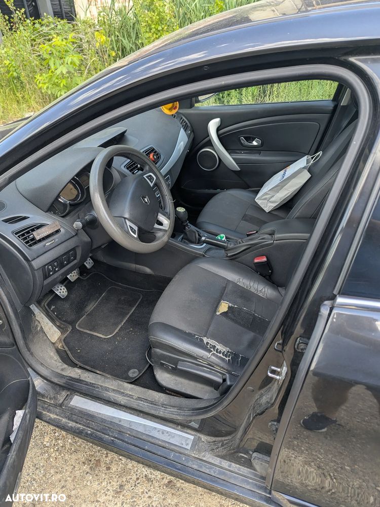 Renault Fluence 1.5dCi Privilege - 12