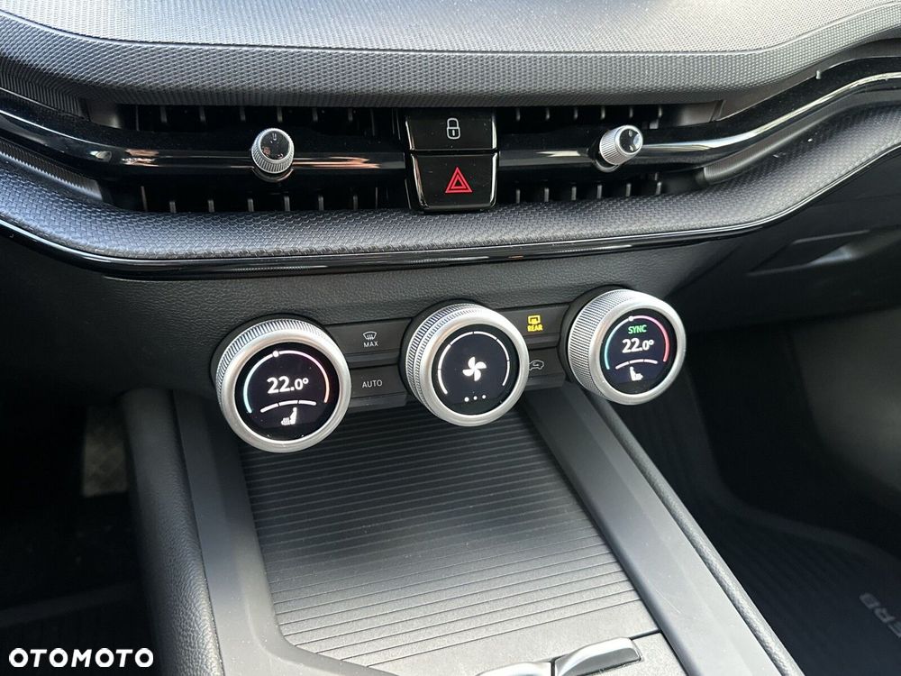 Skoda Superb 1.5 TSI mHEV Essence DSG - 25