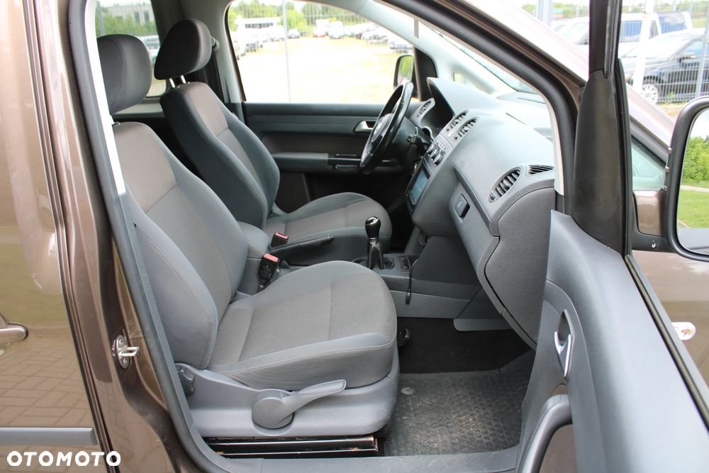 Volkswagen Caddy - 23