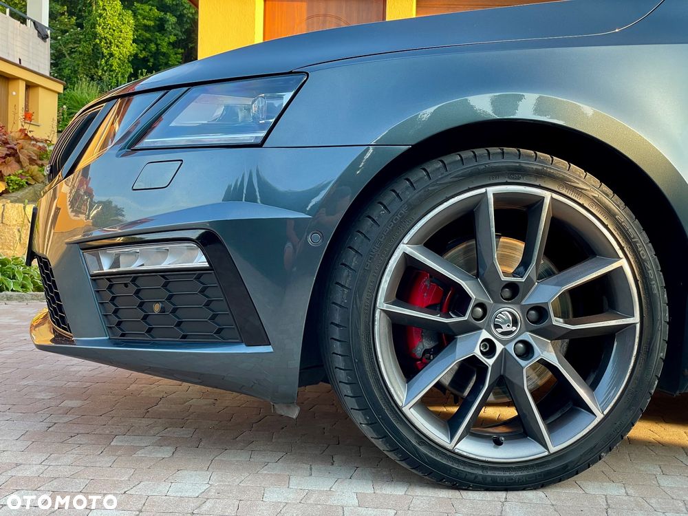 Skoda Octavia 2.0 TDI DSG RS - 6