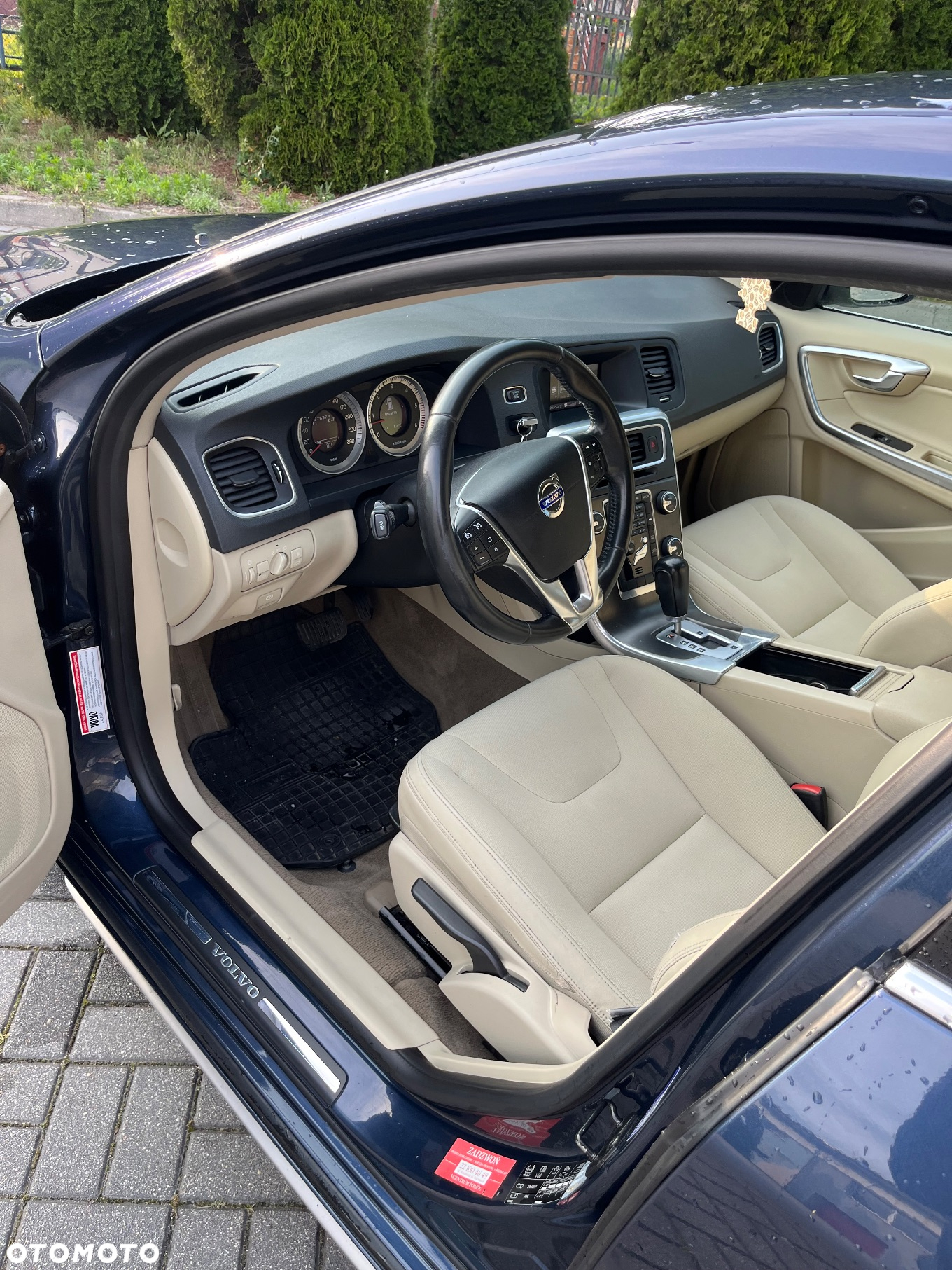 Volvo V60 - 14