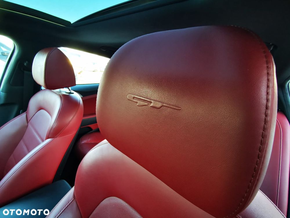 Kia Stinger - 8