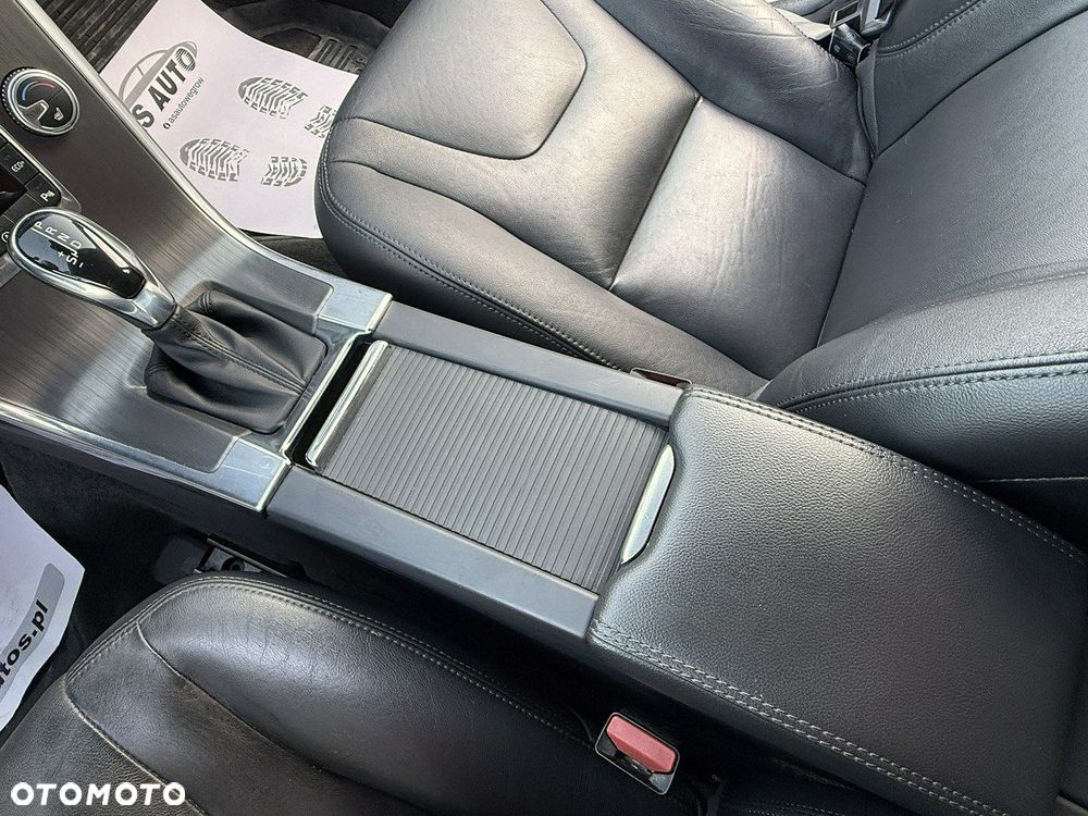 Volvo XC 60 D4 Momentum Pro - 15