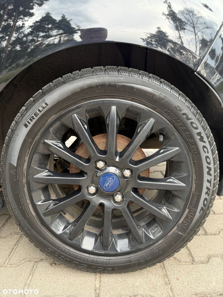 Ford Fiesta - 23