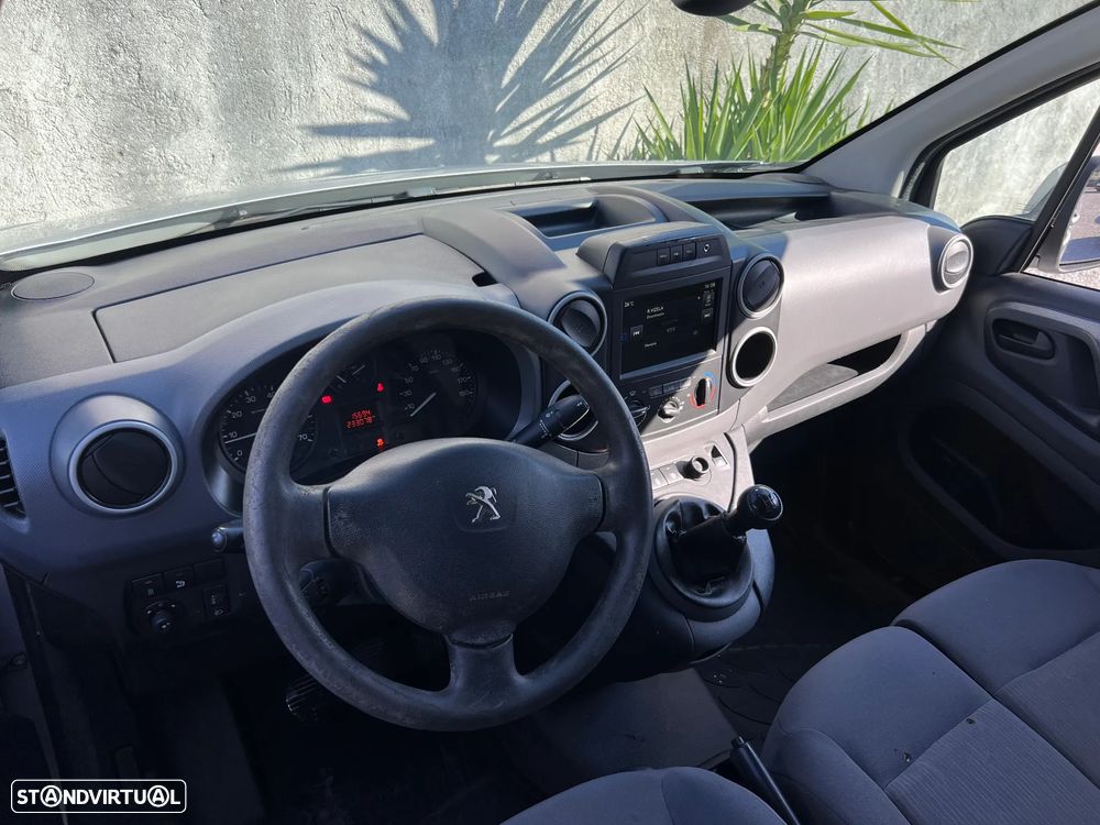 Peugeot Partner - 11