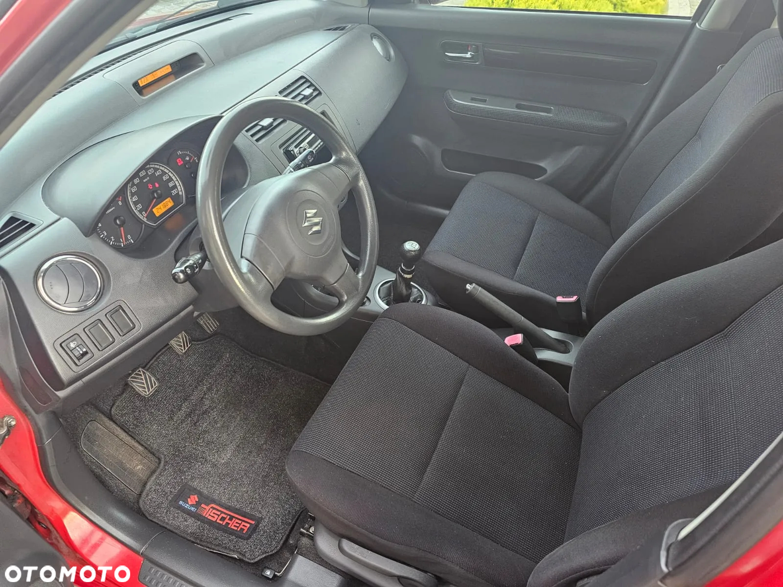 Suzuki Swift - 13