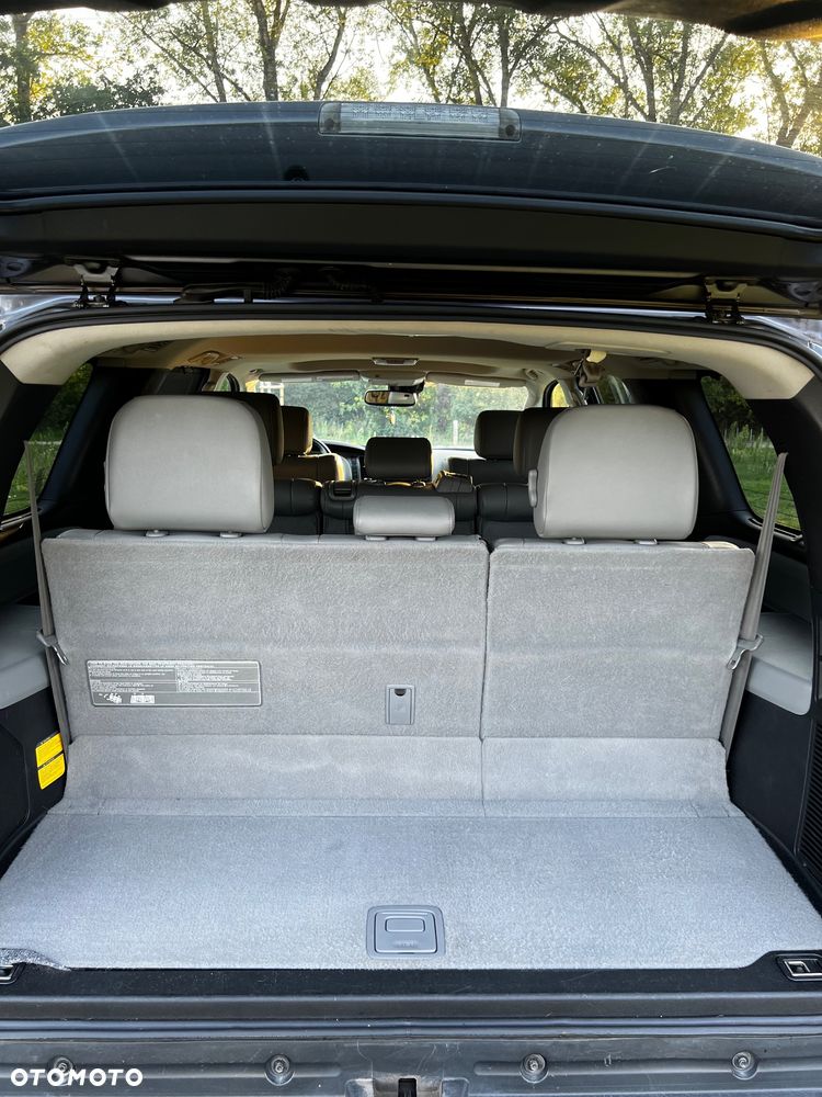 Toyota Sequoia - 18