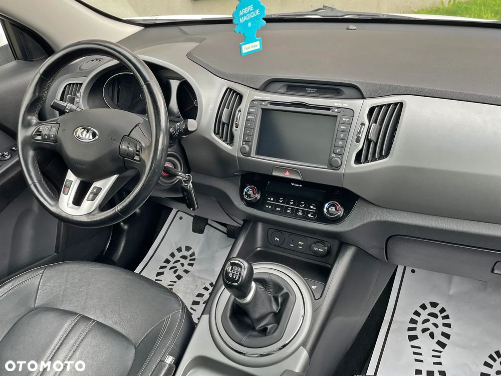 Kia Sportage 1.7 CRDI 2WD ISG Dream-Team Edition - 10