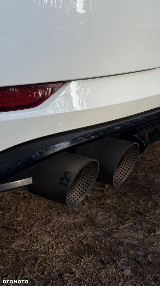 Volkswagen Golf 2.0 TSI 4Mot R DSG - 32