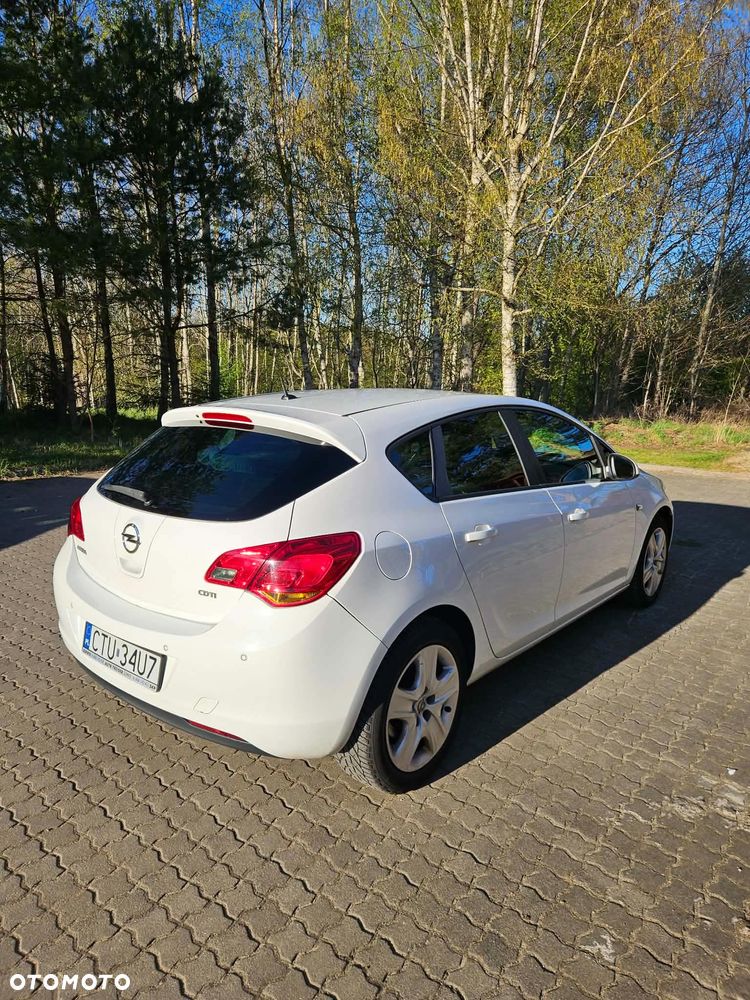 Opel Astra 1.7 CDTI - 5